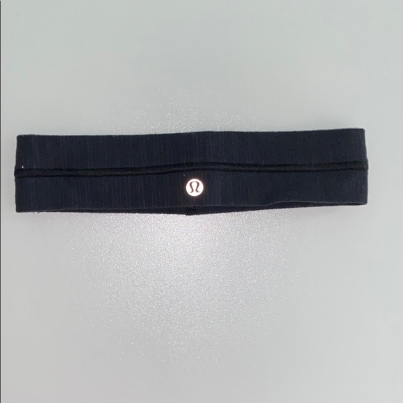 lululemon athletica Accessories - LuluLemon Headband - Black